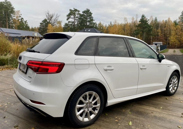 Audi A3 cena 68900 przebieg: 64500, rok produkcji 2016 z Włocławek małe 211